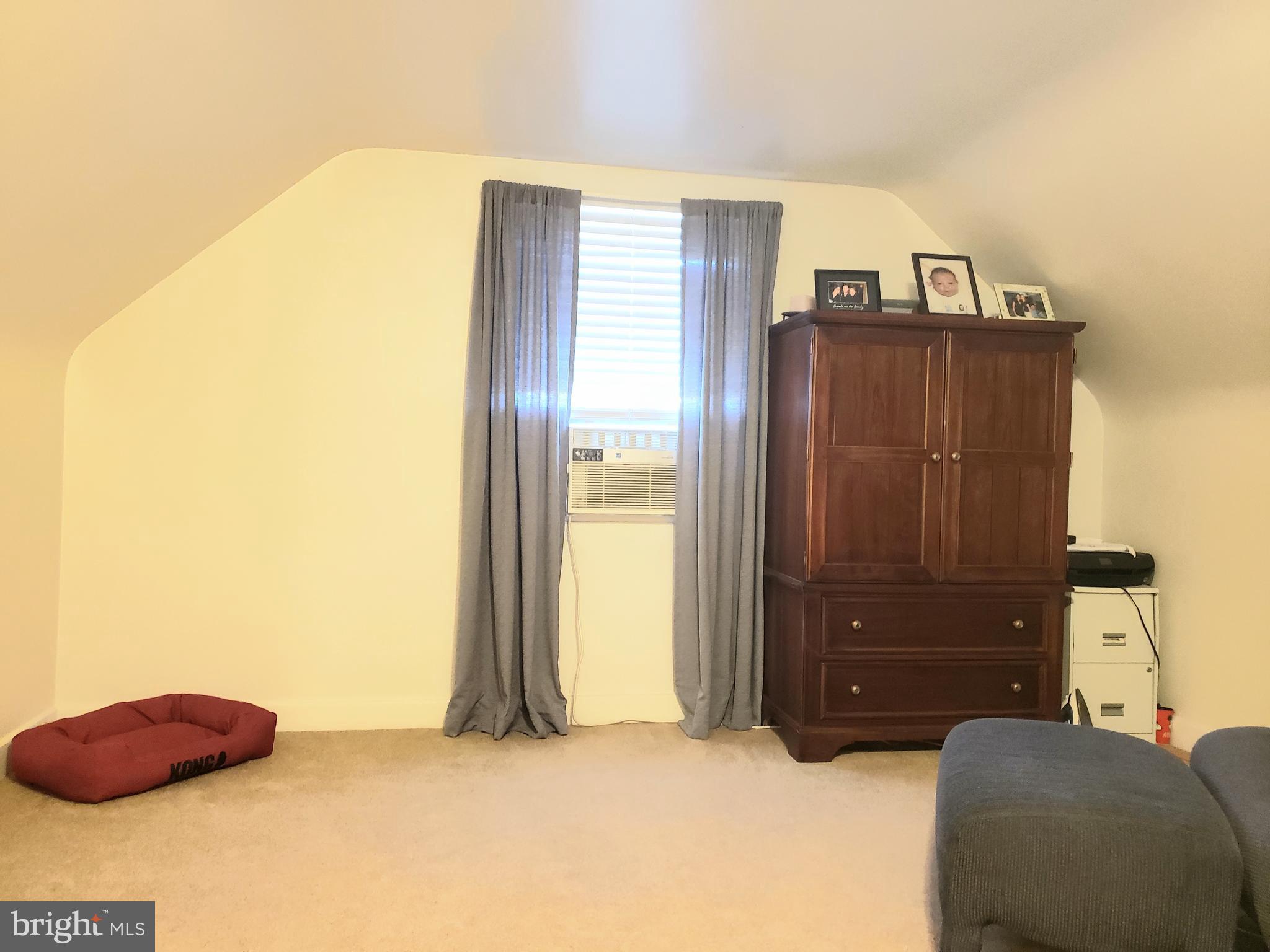 NORTH END - Residential