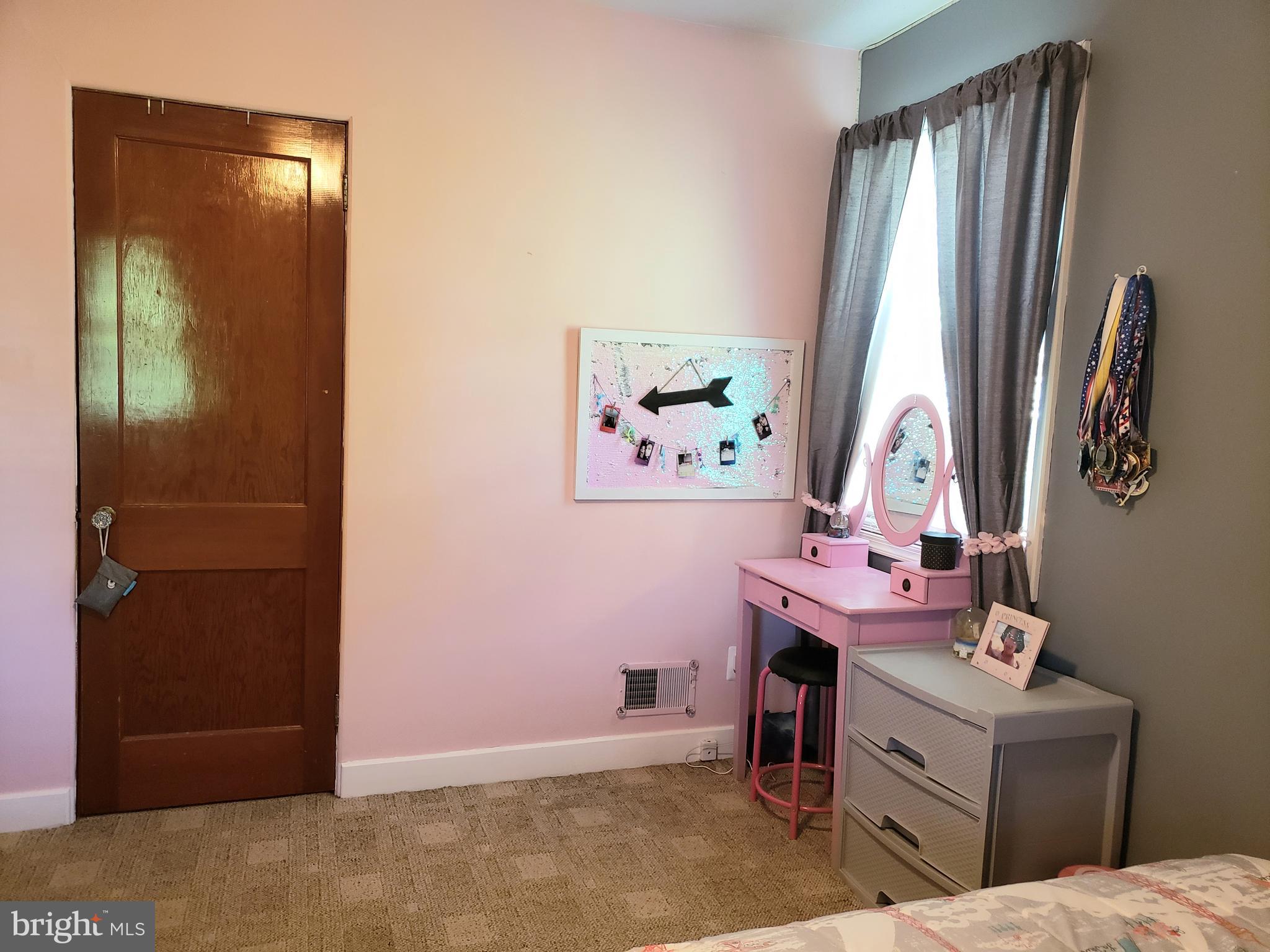 NORTH END - Residential