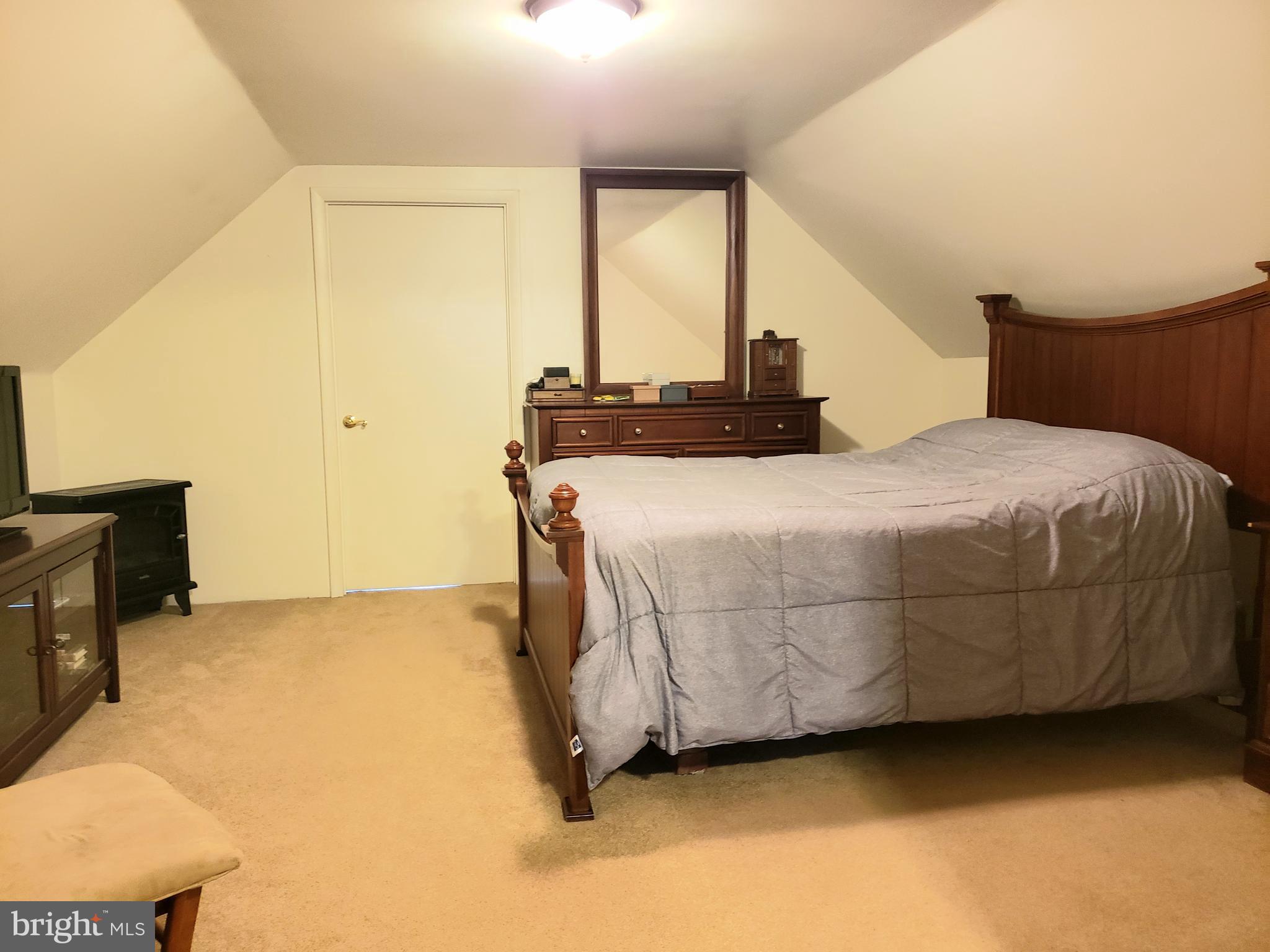 NORTH END - Residential