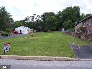 Any Builder, Modular, or Mobile Home Site. Possible 2 Unit, Public Water/Sewer, 2 Sheds on property, Driveway Installed. MAKE OFFER