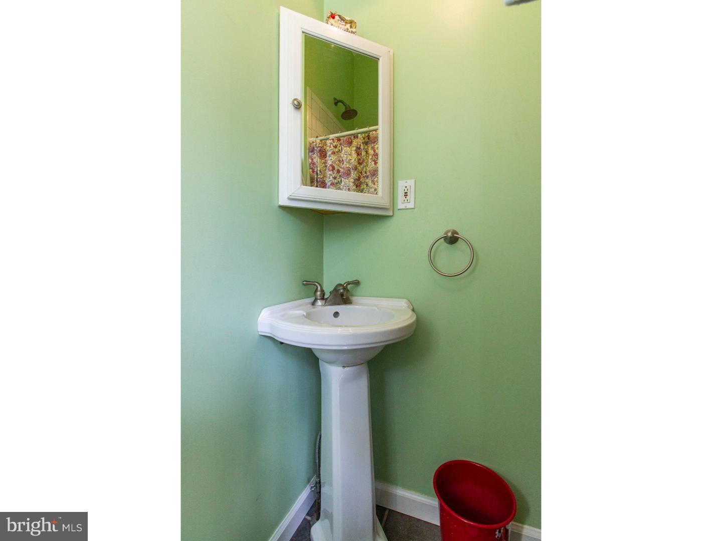 FLOURTOWN - Residential