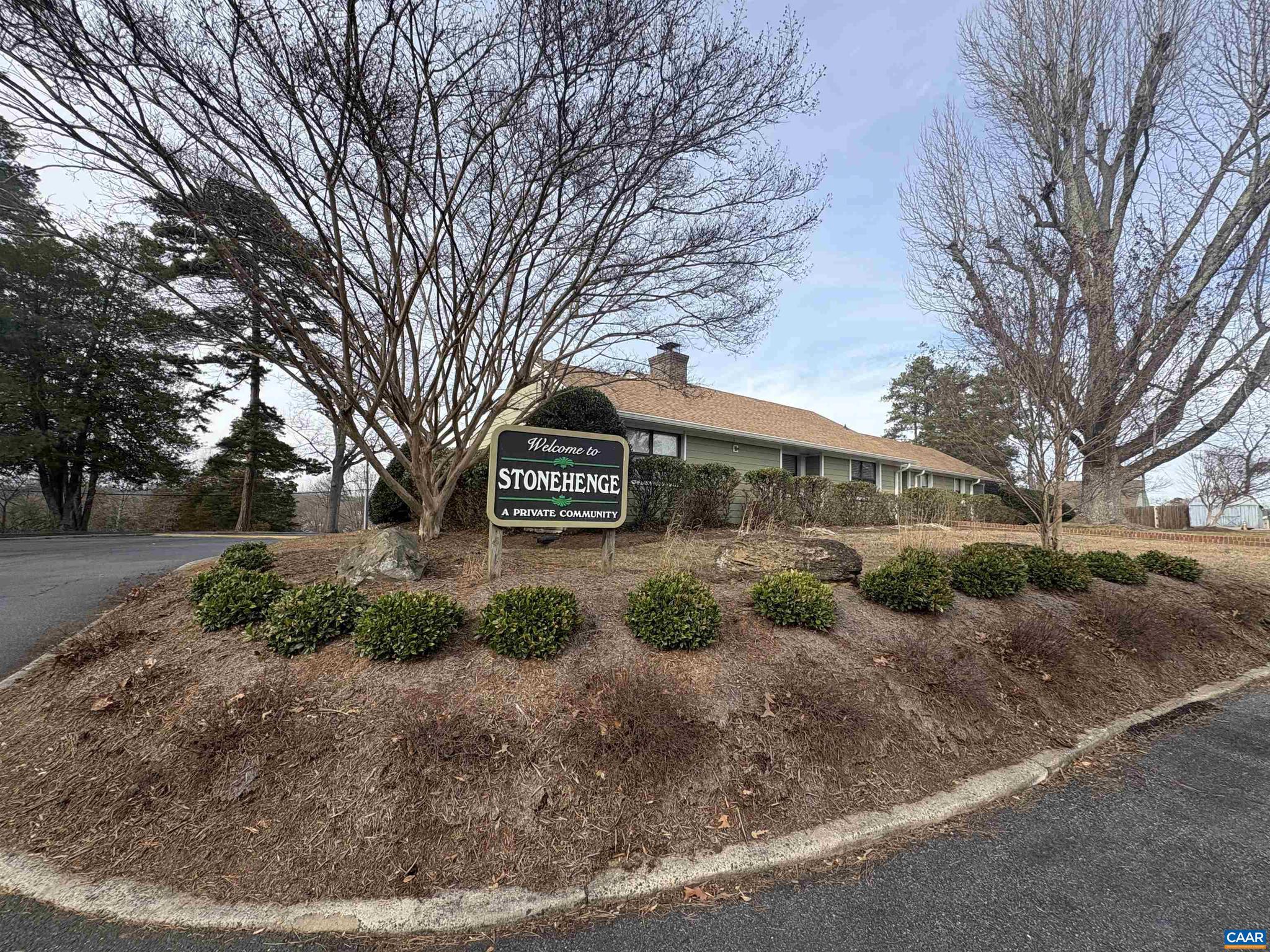 STONEHENGE - Residential