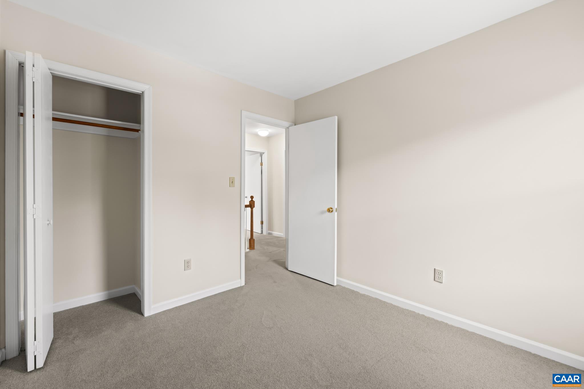 STONEHENGE - Residential