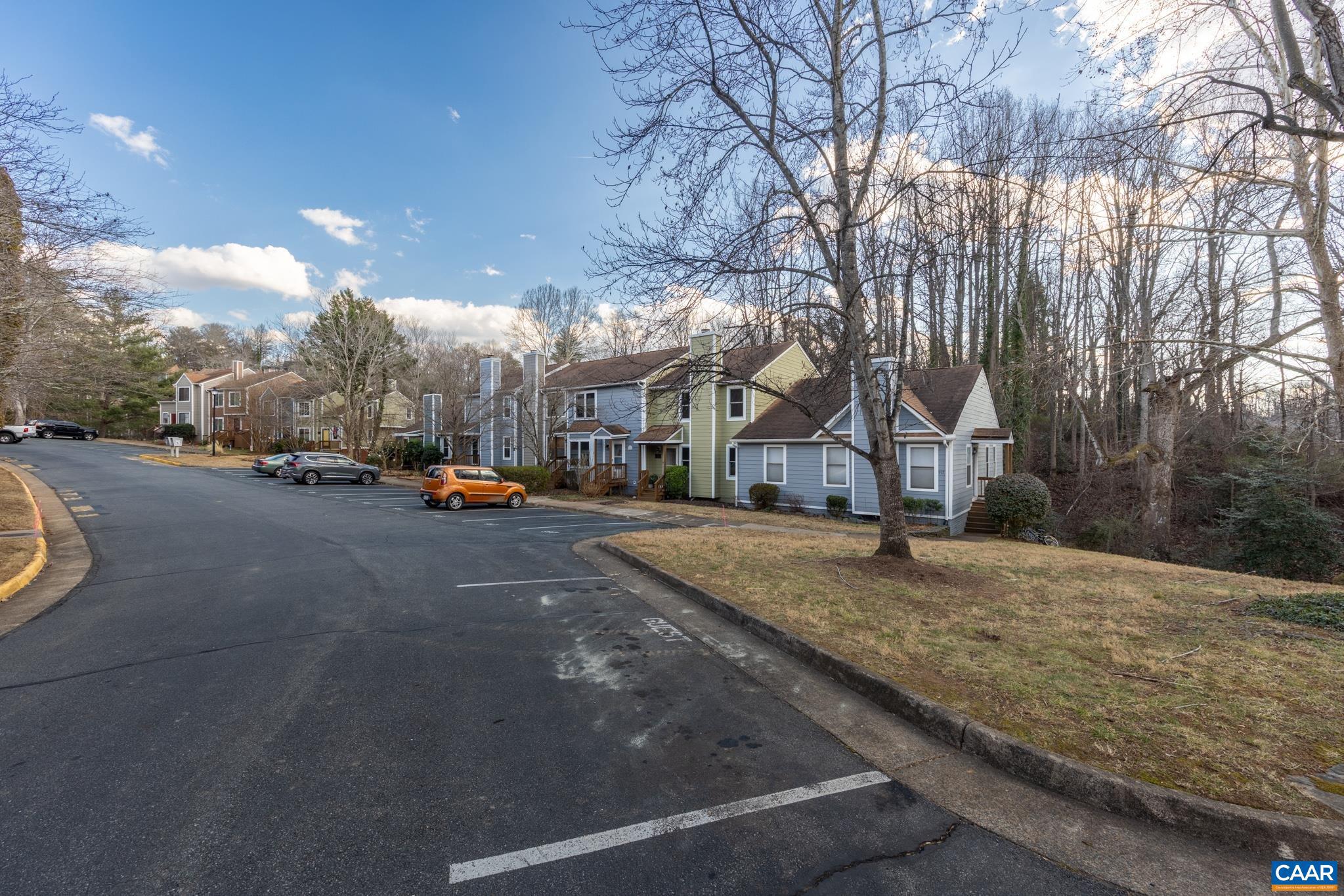 STONEHENGE - Residential