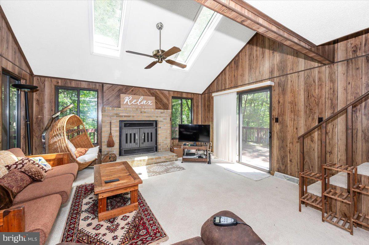 THE WOODS - Residential