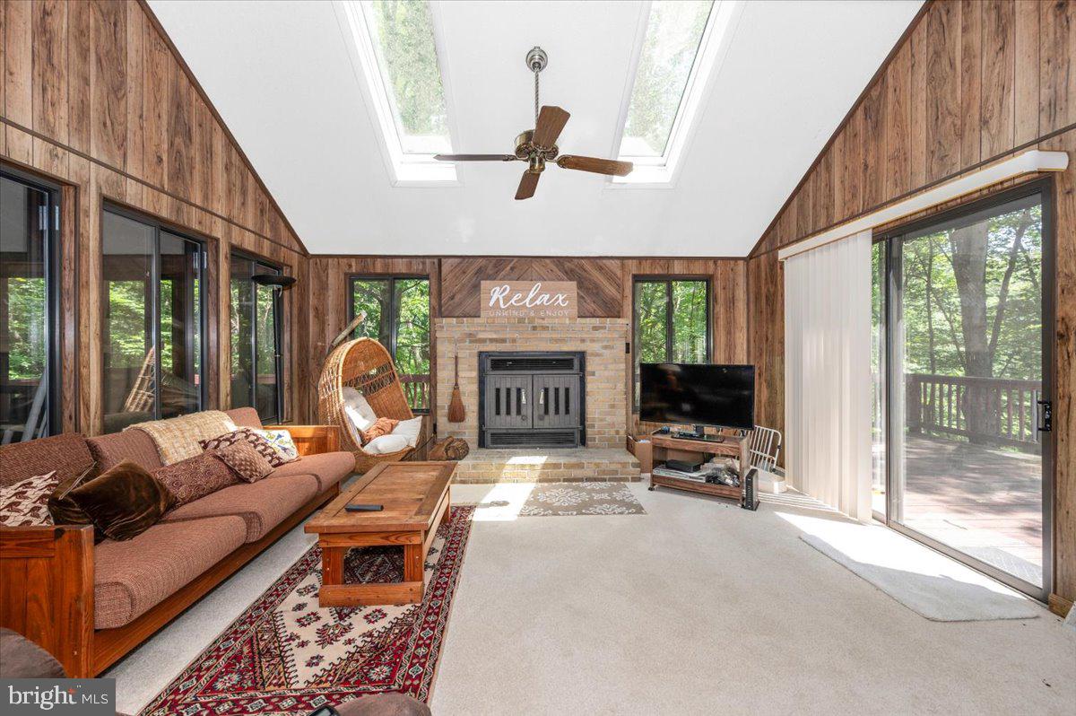 THE WOODS - Residential