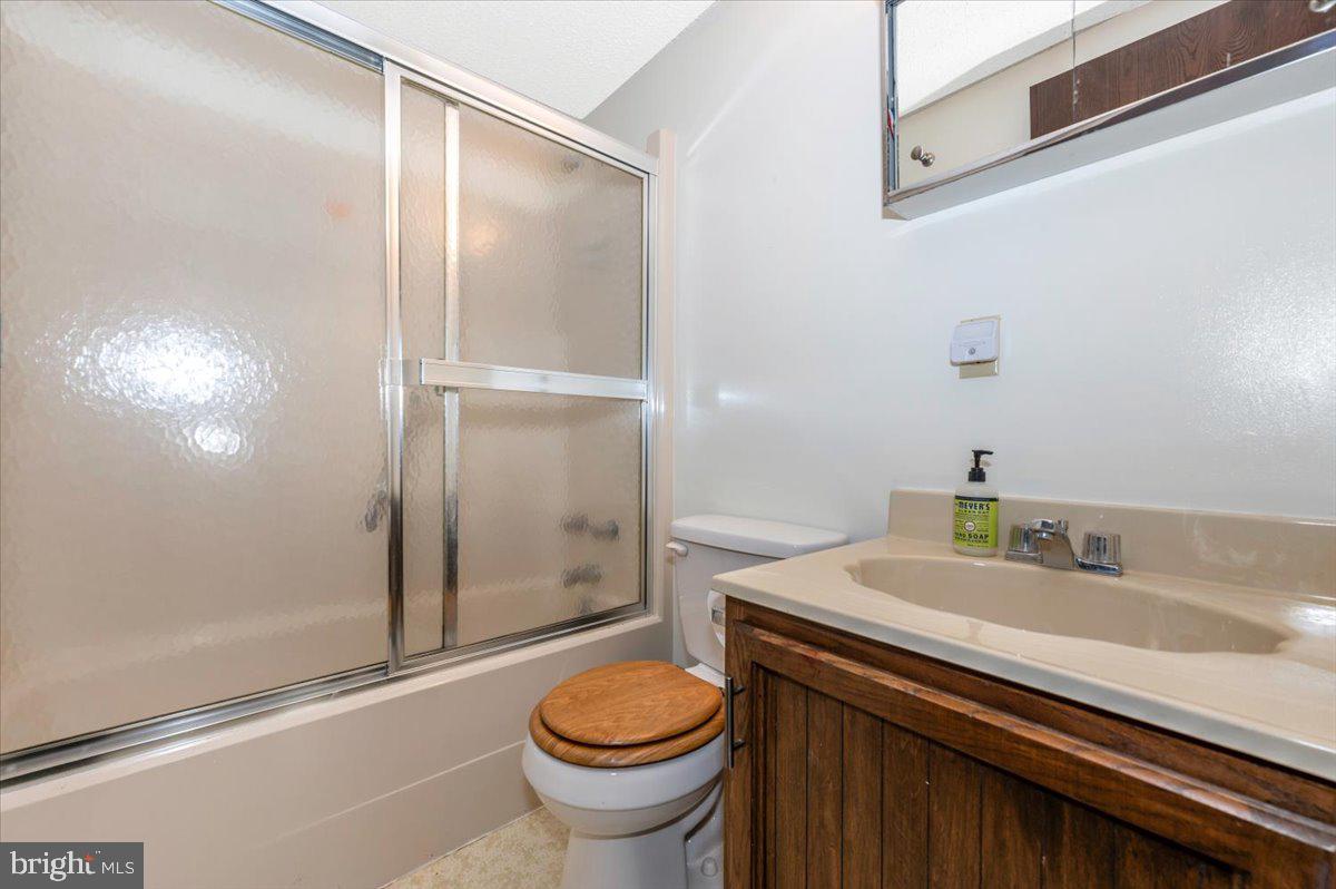 THE WOODS - Residential