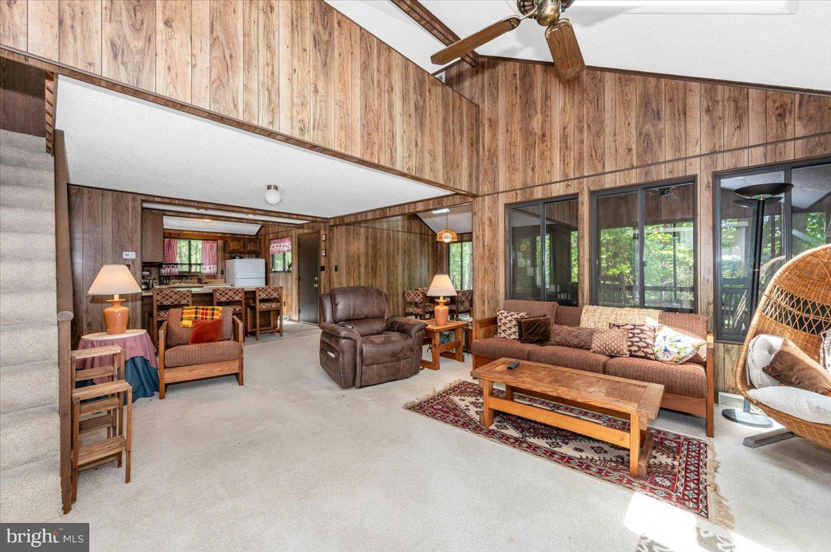 THE WOODS - Residential