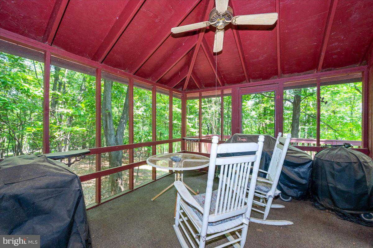 THE WOODS - Residential