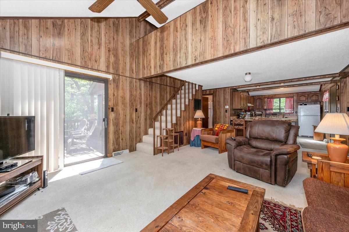 THE WOODS - Residential