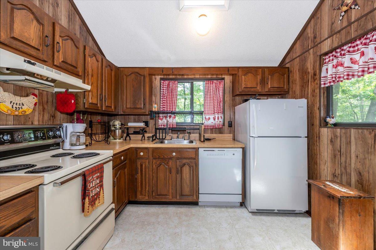 THE WOODS - Residential