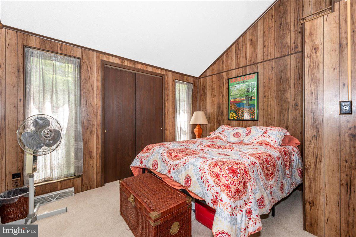 THE WOODS - Residential