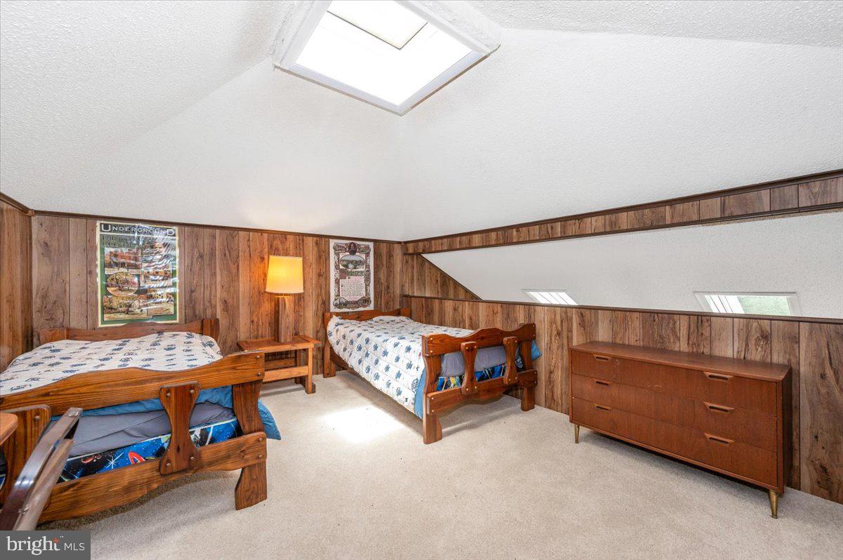 THE WOODS - Residential