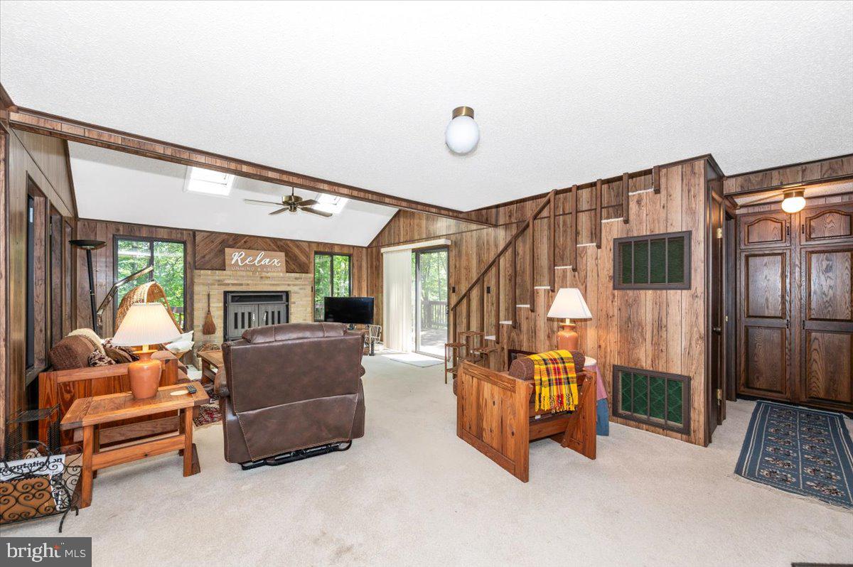 THE WOODS - Residential