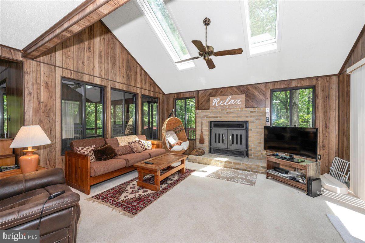 THE WOODS - Residential