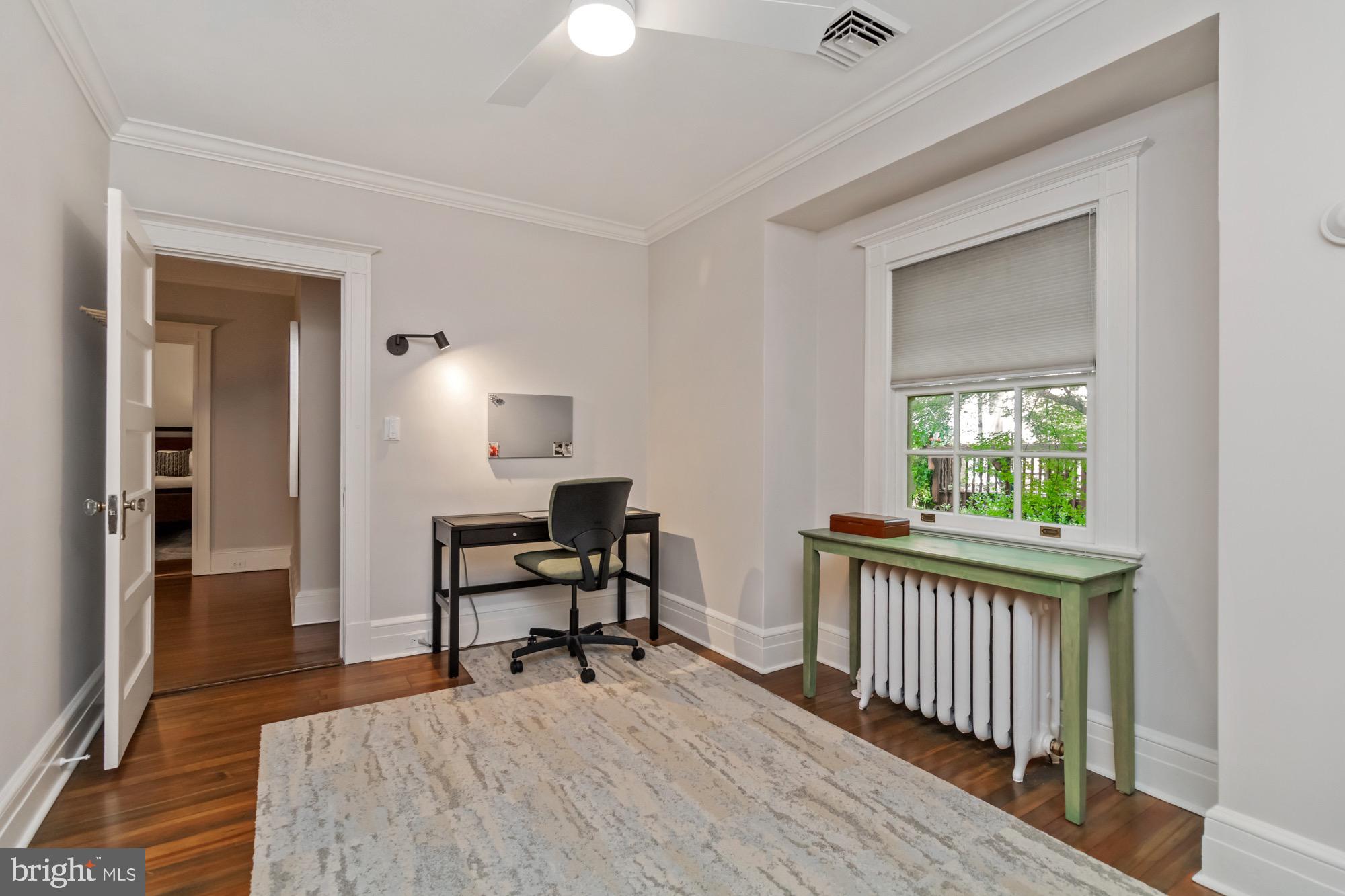 ROLAND PARK - Residential