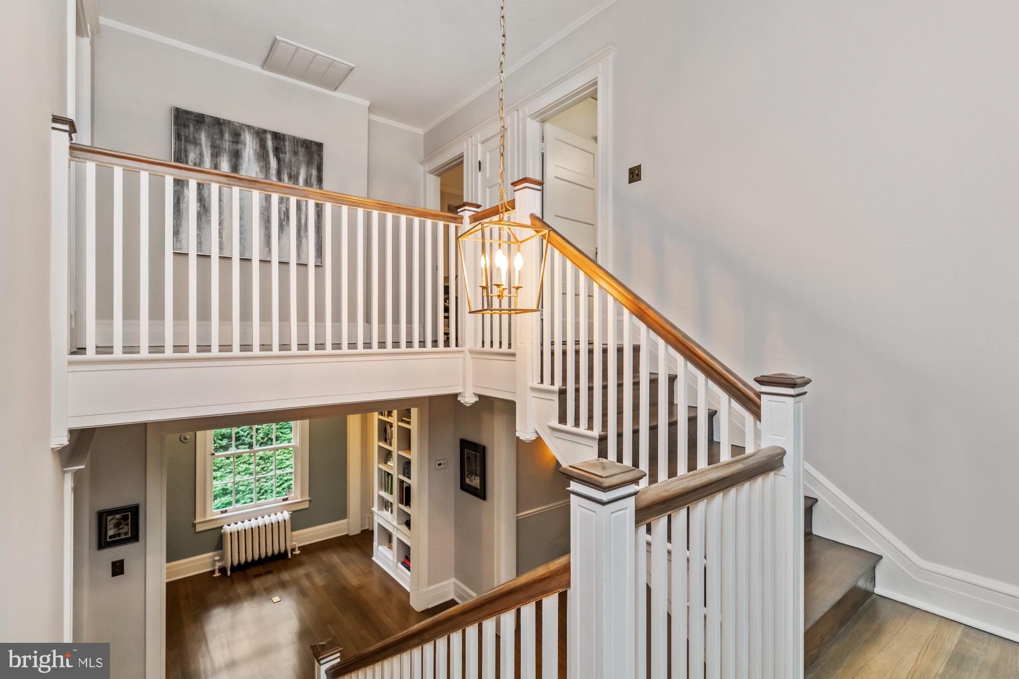 ROLAND PARK - Residential