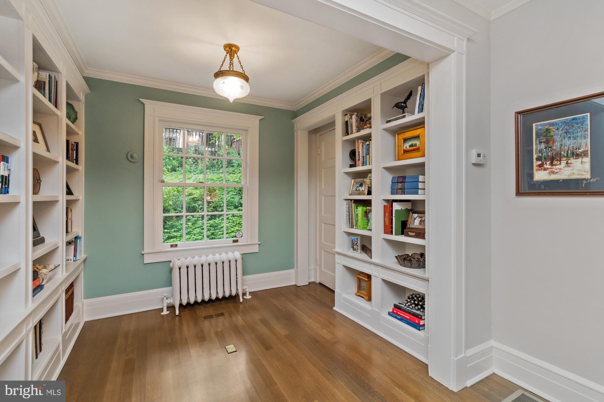 ROLAND PARK - Residential