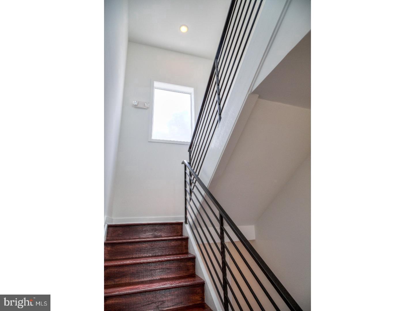 OLDE KENSINGTON - Commercial Sale