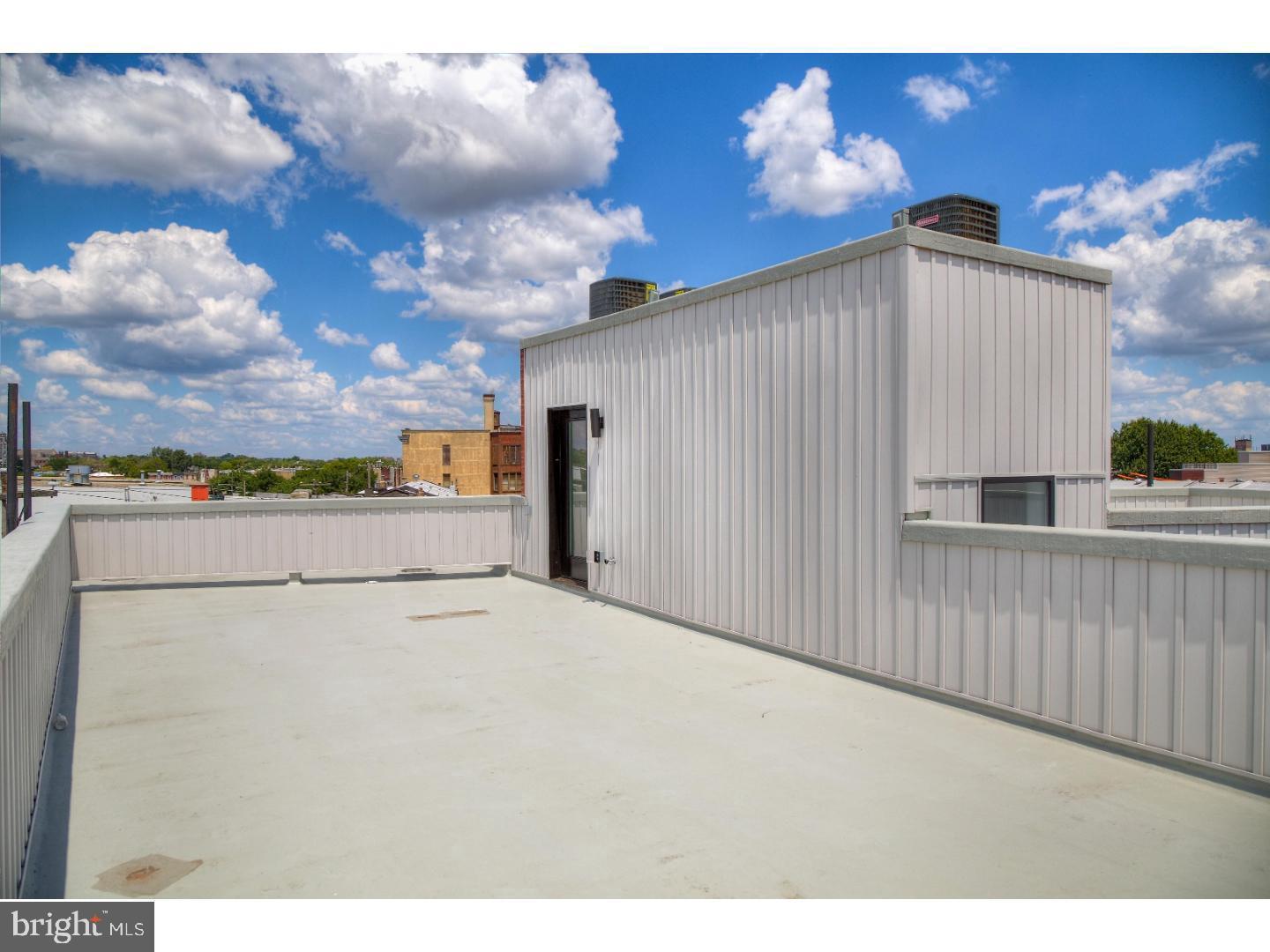 OLDE KENSINGTON - Commercial Sale