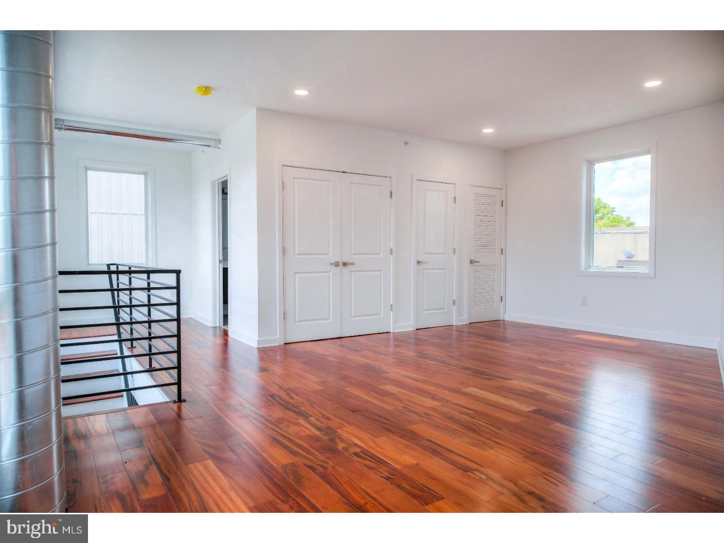 OLDE KENSINGTON - Commercial Sale