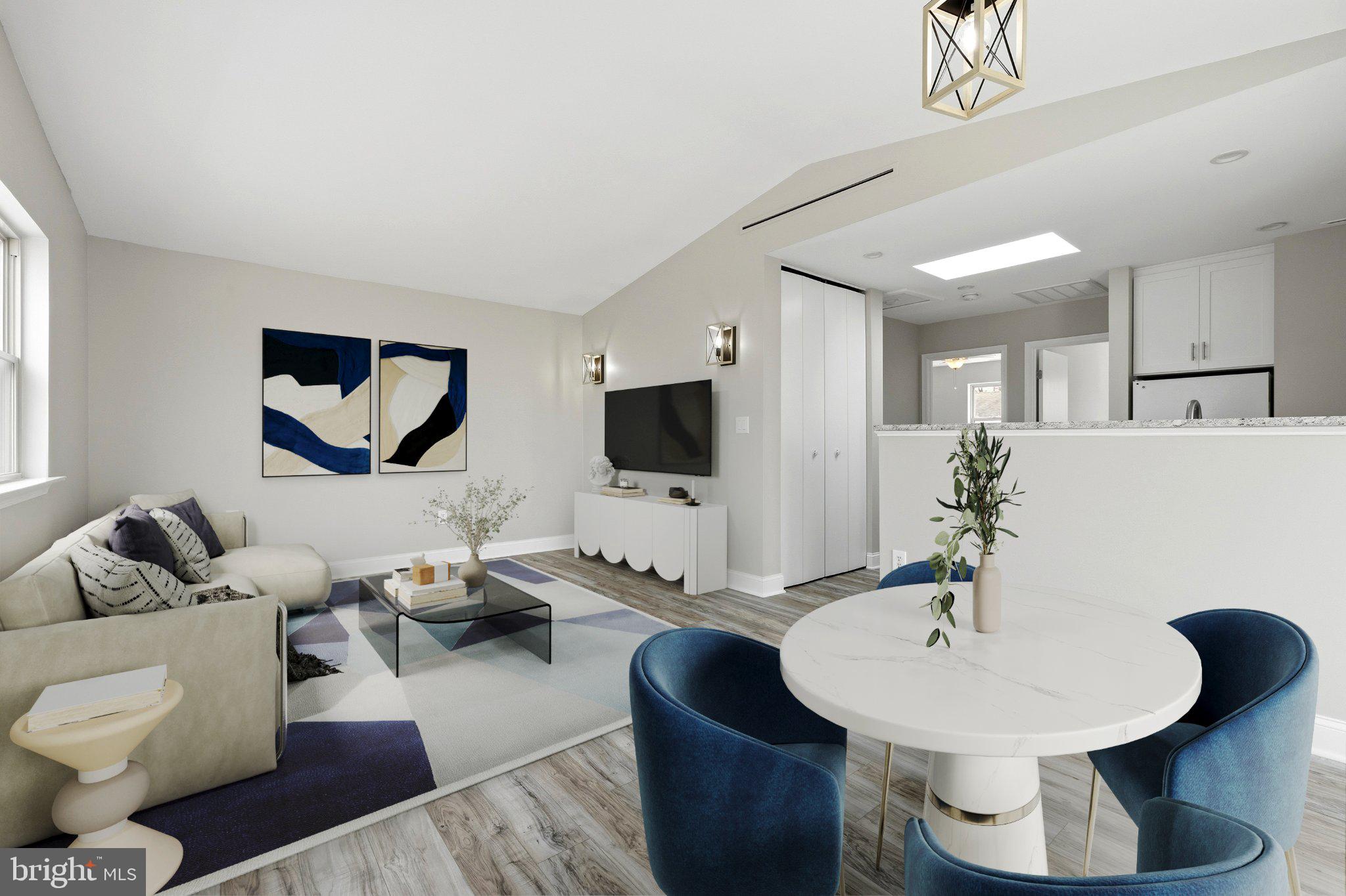 WOODLAND BEACH - Residential