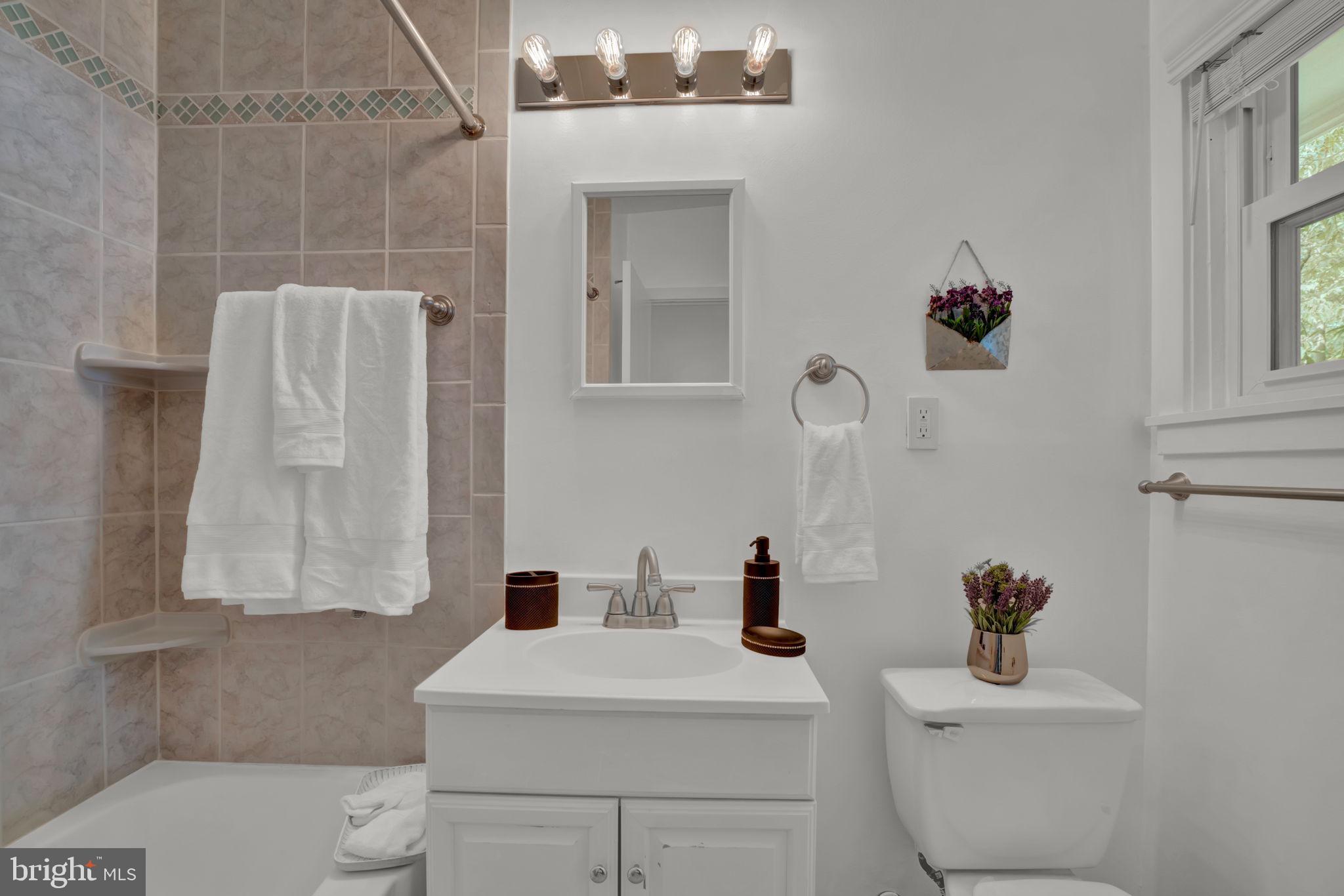 ALCOVA HEIGHTS - Residential