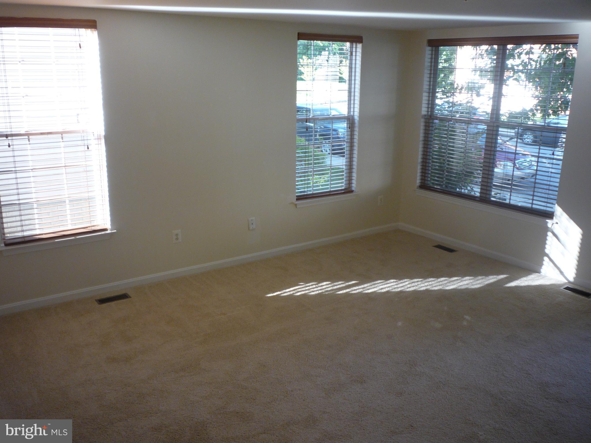 HERITAGE CROSSING - Residential