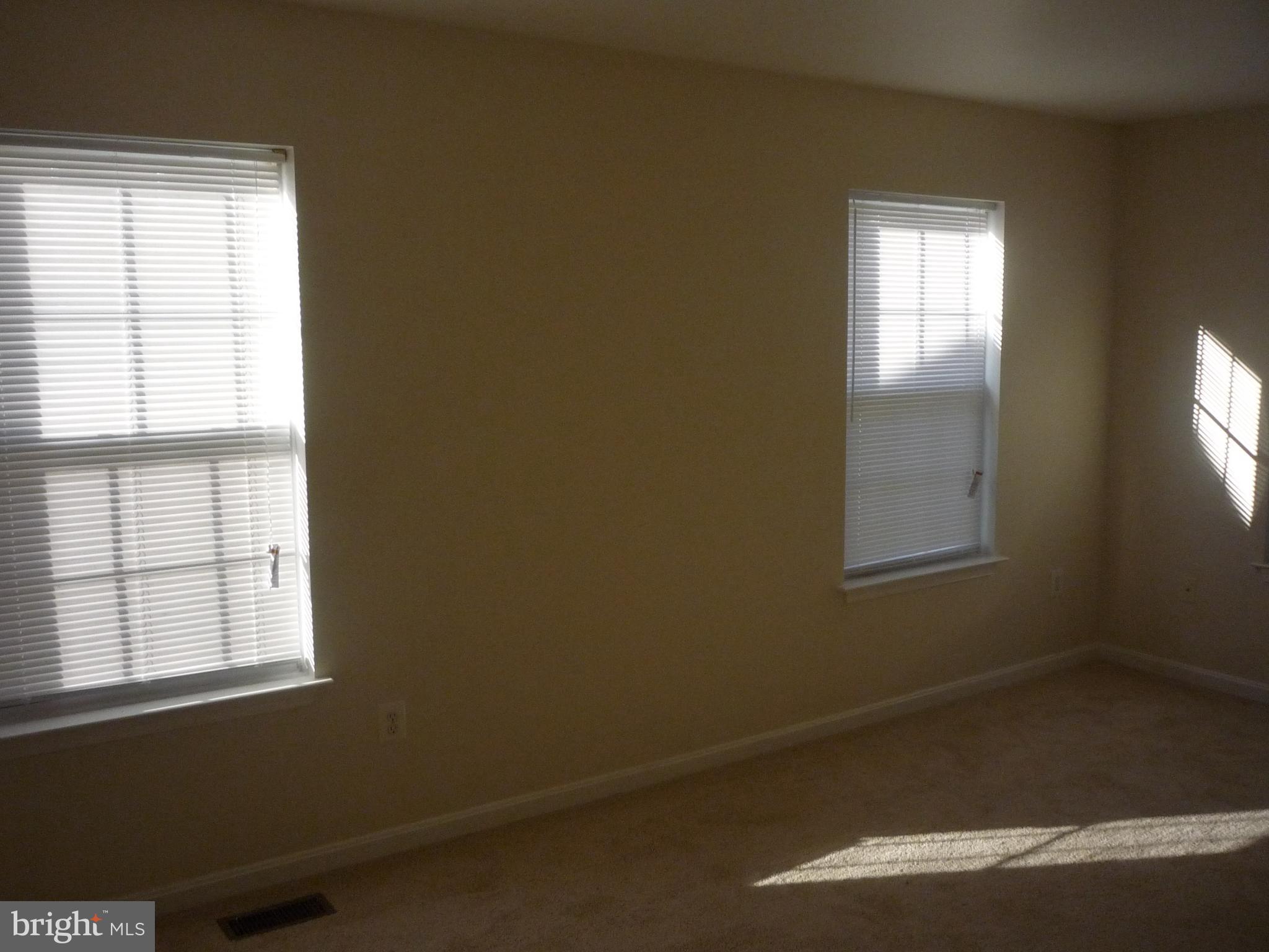 HERITAGE CROSSING - Residential