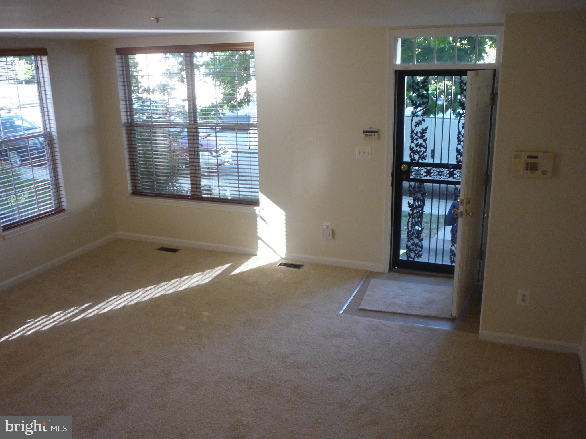 HERITAGE CROSSING - Residential