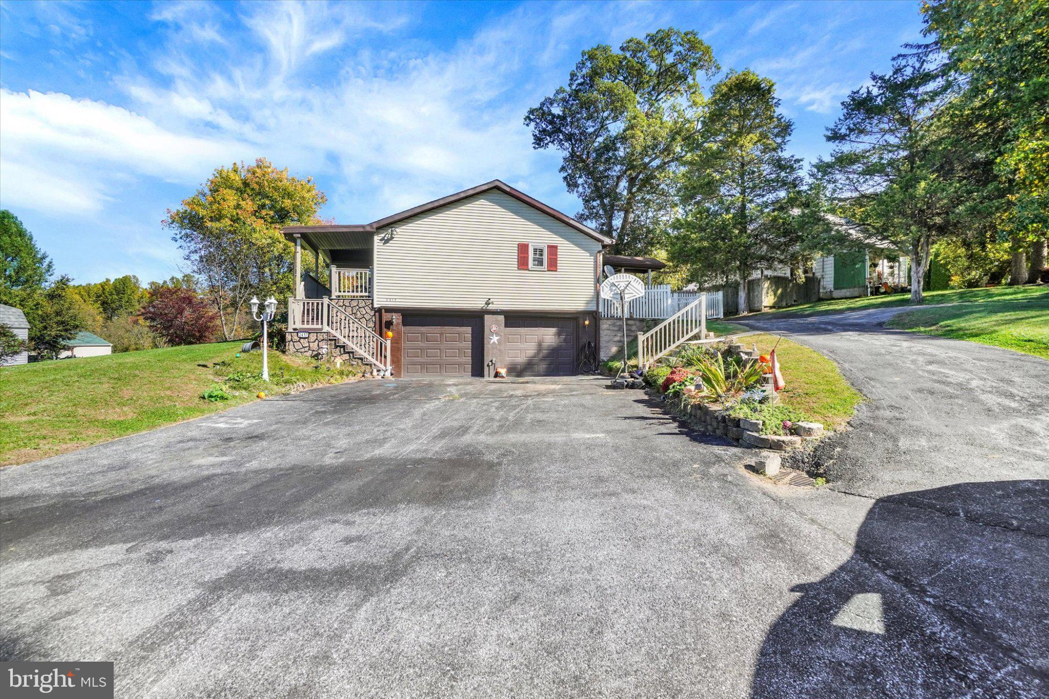 2417 CROLL SCHOOL ROAD