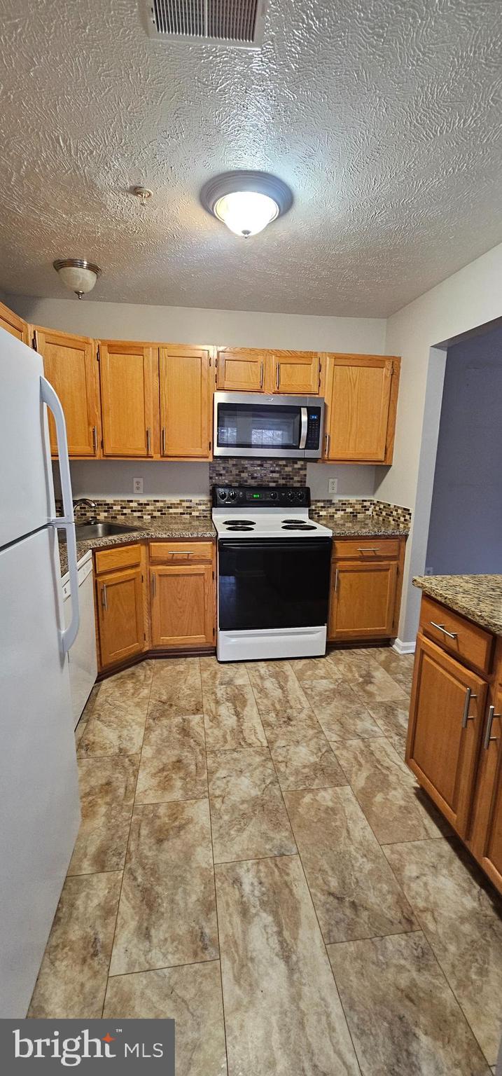 PARK VIEW - Residential Lease