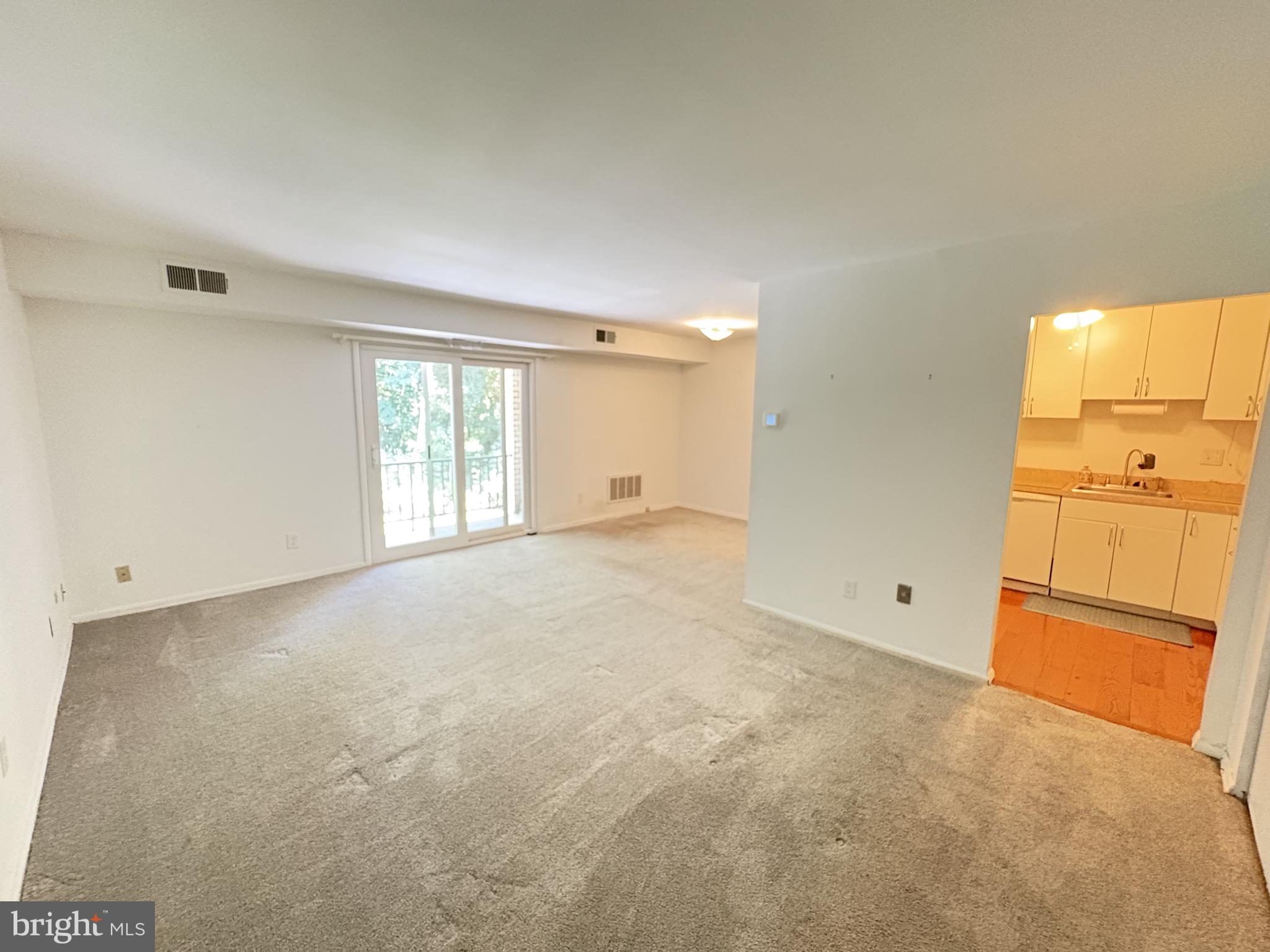 7 ROCKFORD ROAD B027