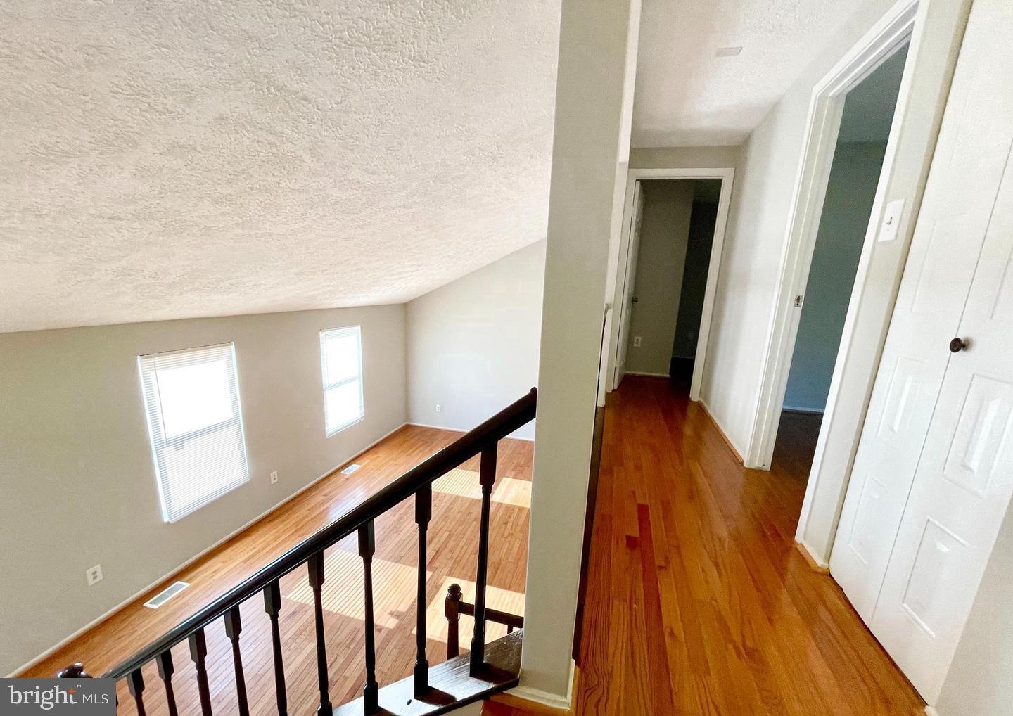 TARTAN HILL - Residential