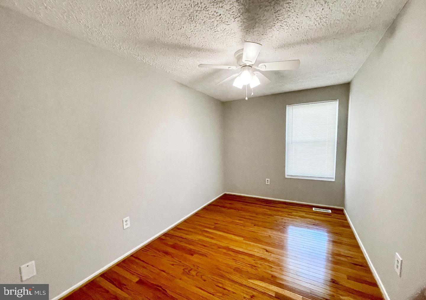 TARTAN HILL - Residential