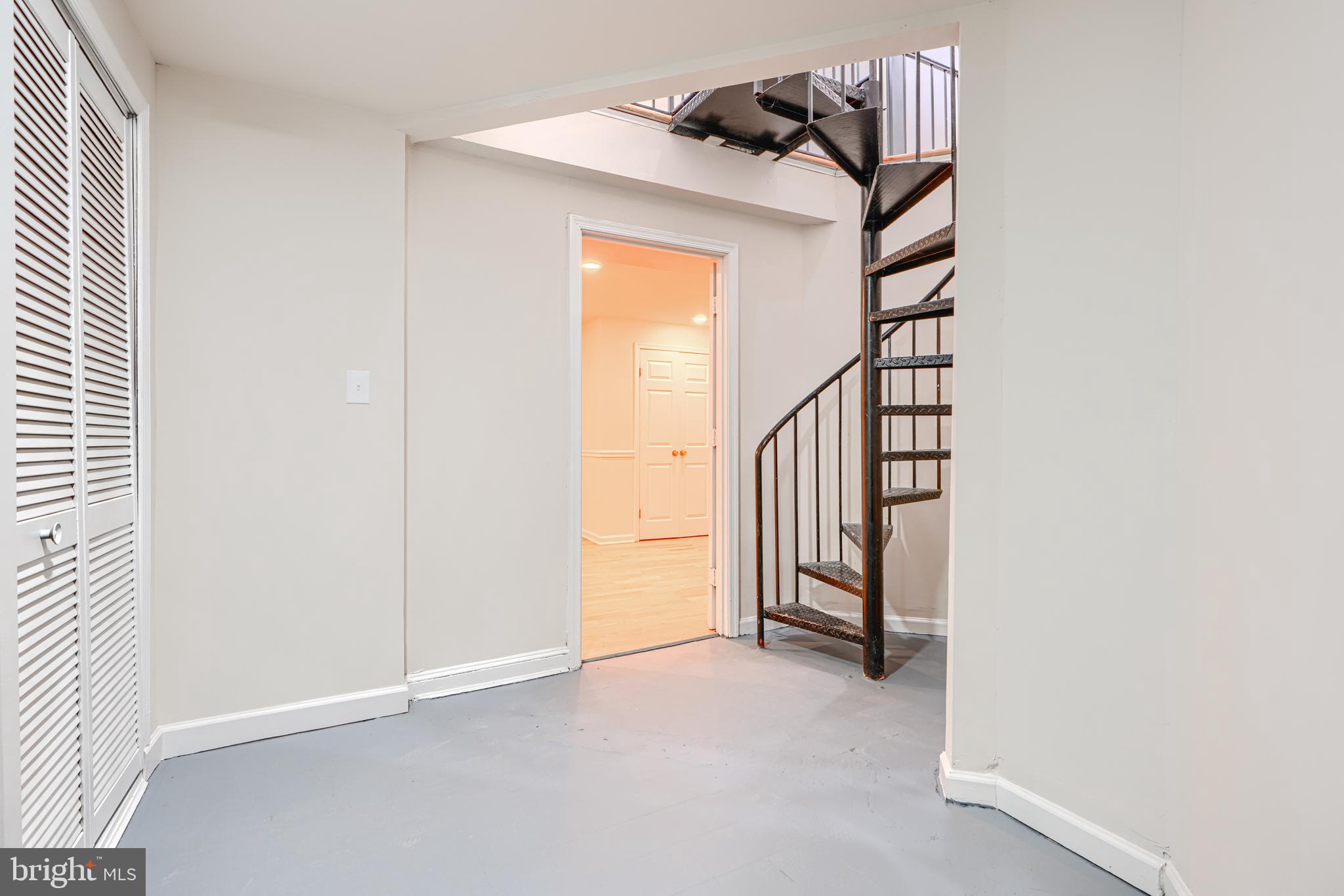 RIDGELY'S DELIGHT - Residential Lease