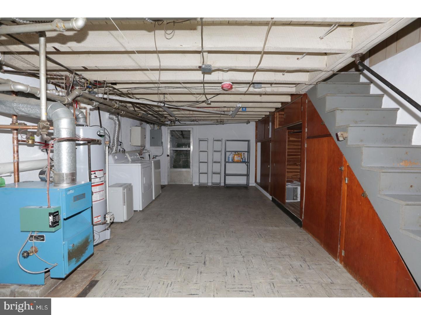 ROXBOROUGH - Residential