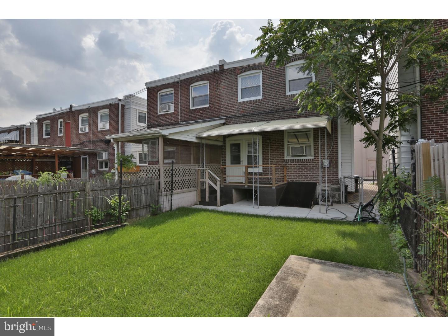 ROXBOROUGH - Residential