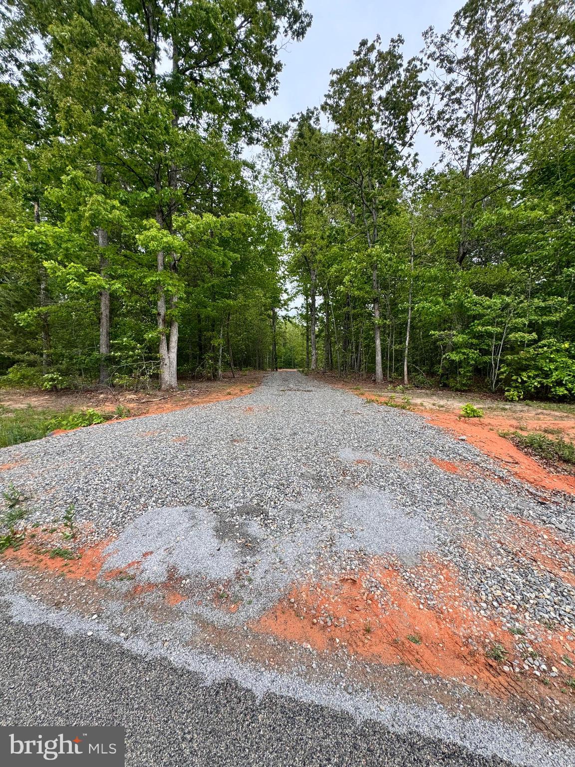 465 EQUESTRIAN LANDING TRAIL