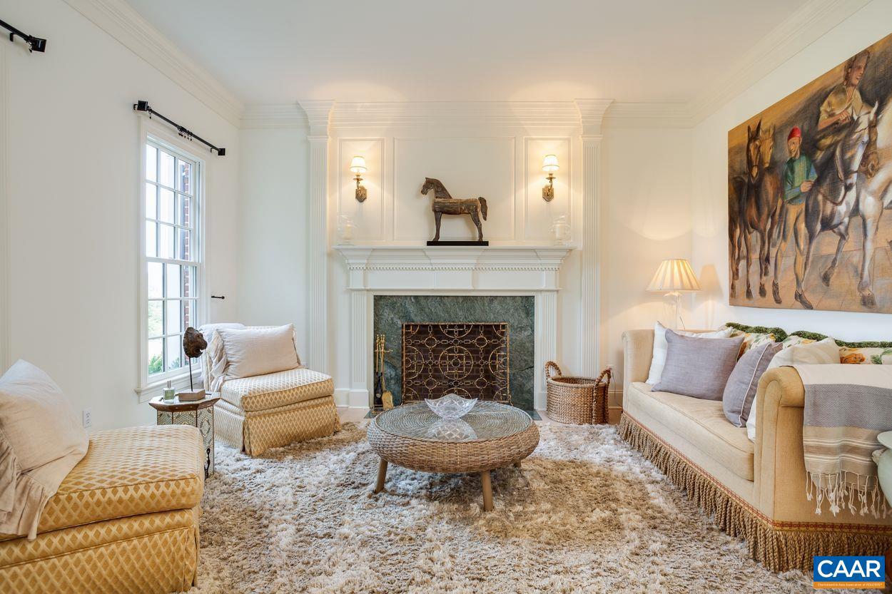 585 RAGGED MOUNTAIN DR