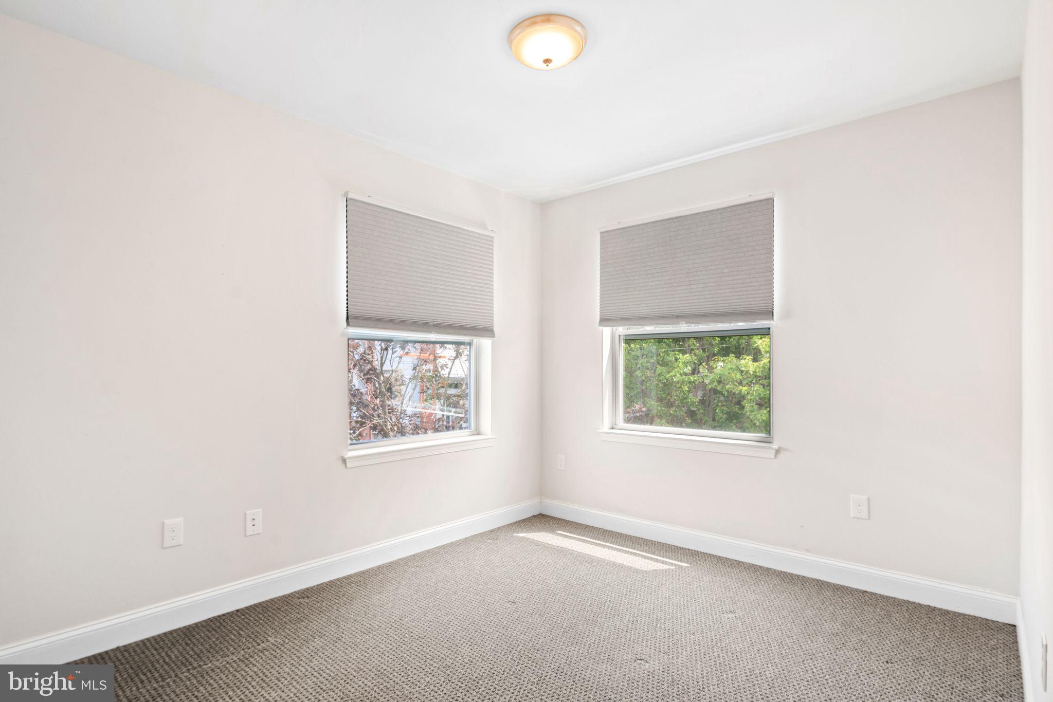 FAIRMOUNT - Residential Lease