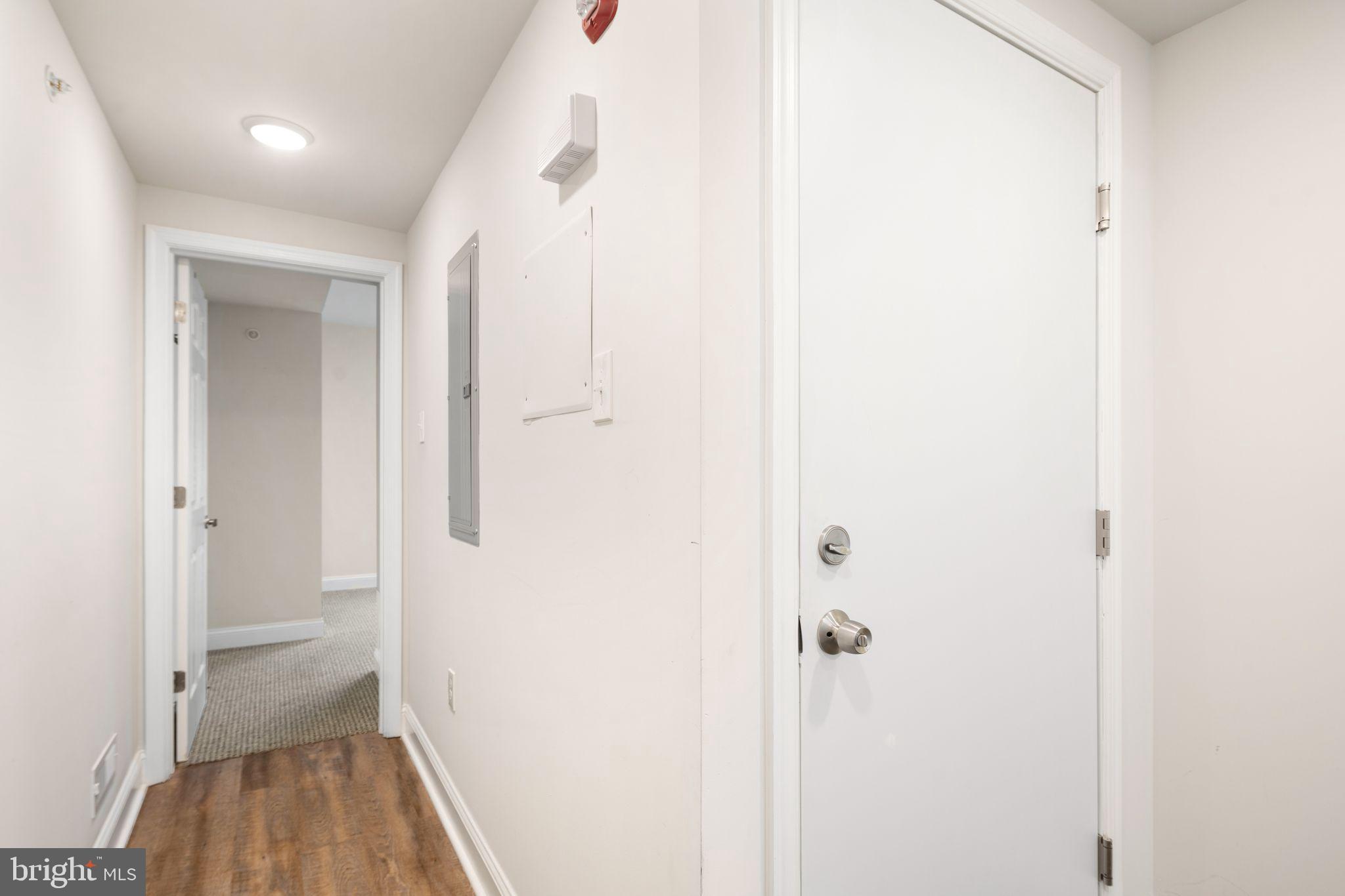 FAIRMOUNT - Residential Lease