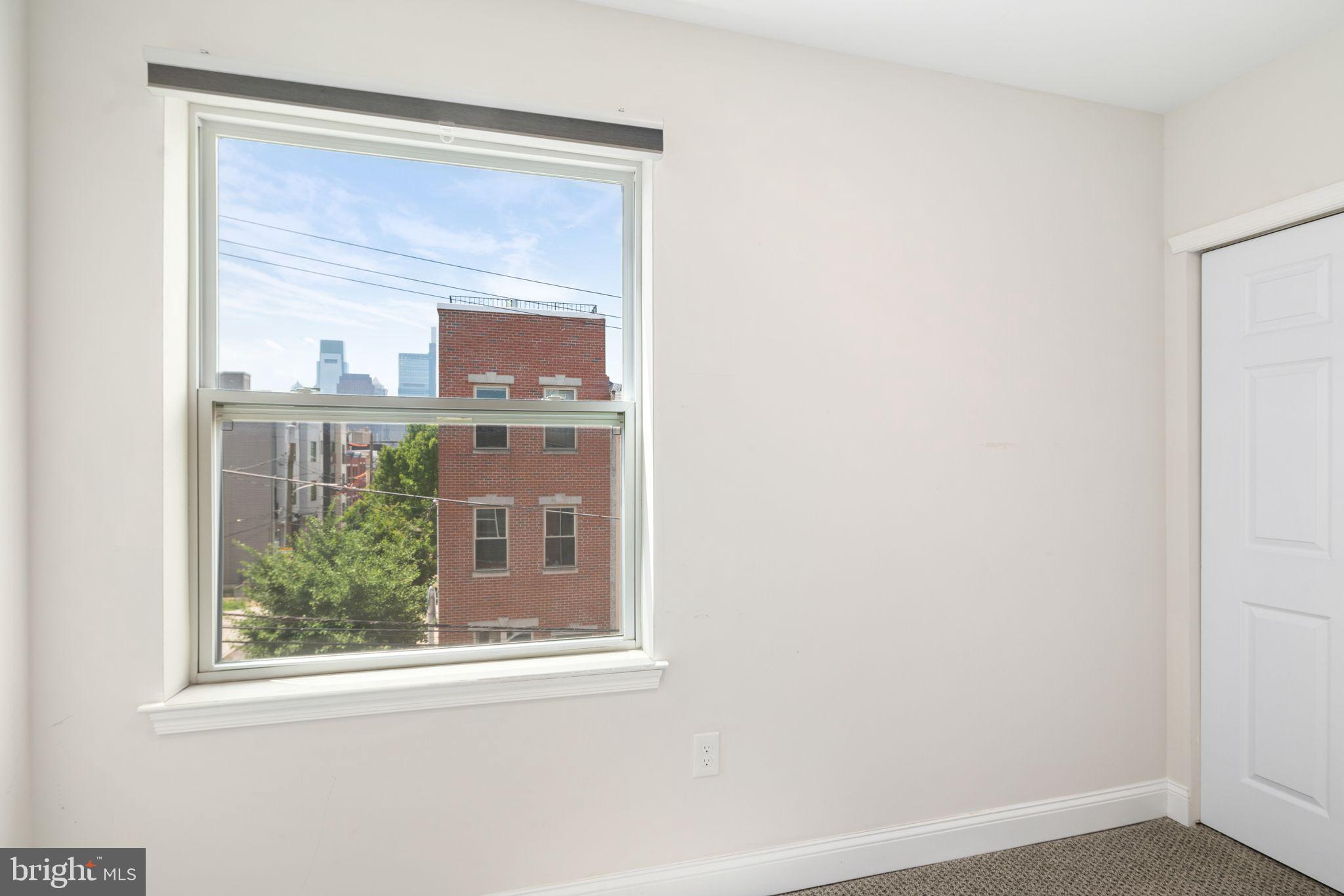 FAIRMOUNT - Residential Lease