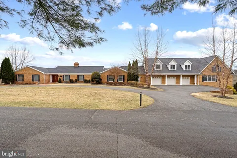 39937 Charles Town Pike, Hamilton, VA MLS: VALO2089912