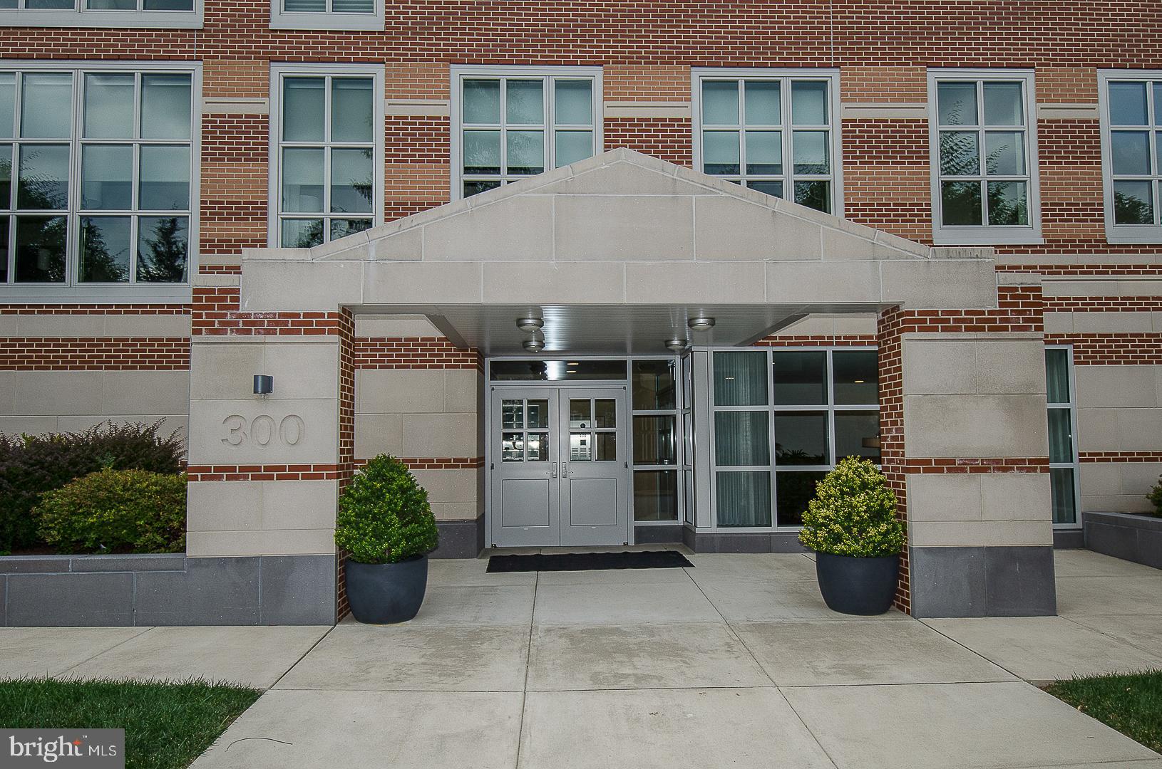 PEMBROKE NORTH - Residential