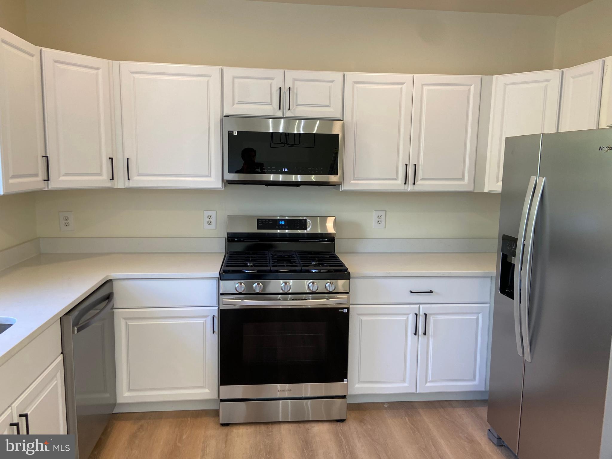 SOUTH RIDING - Residential