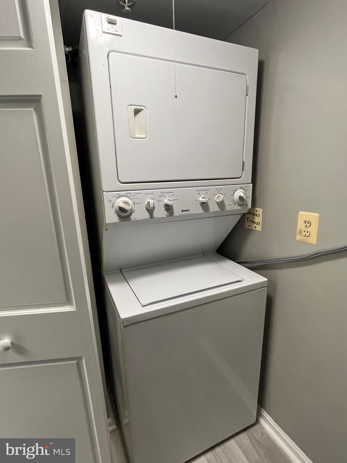 KETTERING BY THE PARK II - Residential Lease