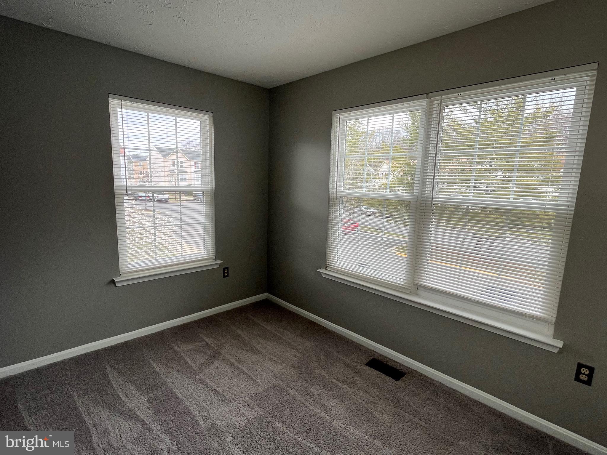 KETTERING BY THE PARK II - Residential Lease