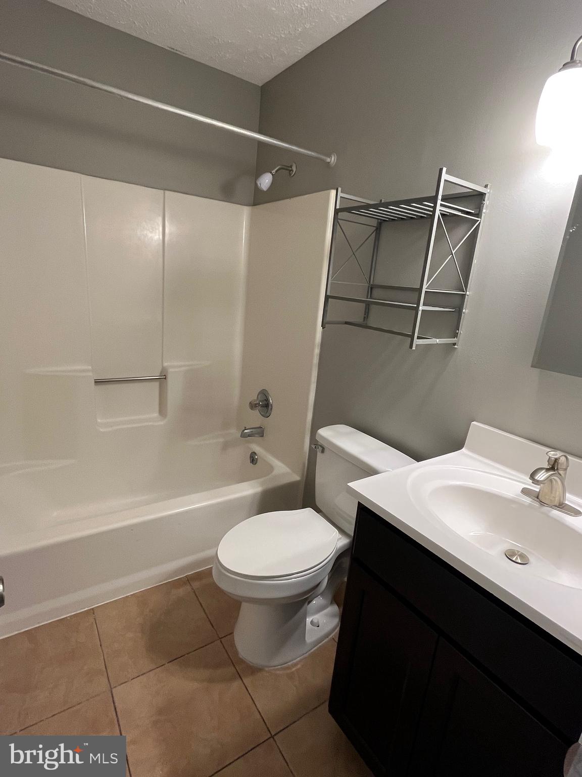 KETTERING BY THE PARK II - Residential Lease