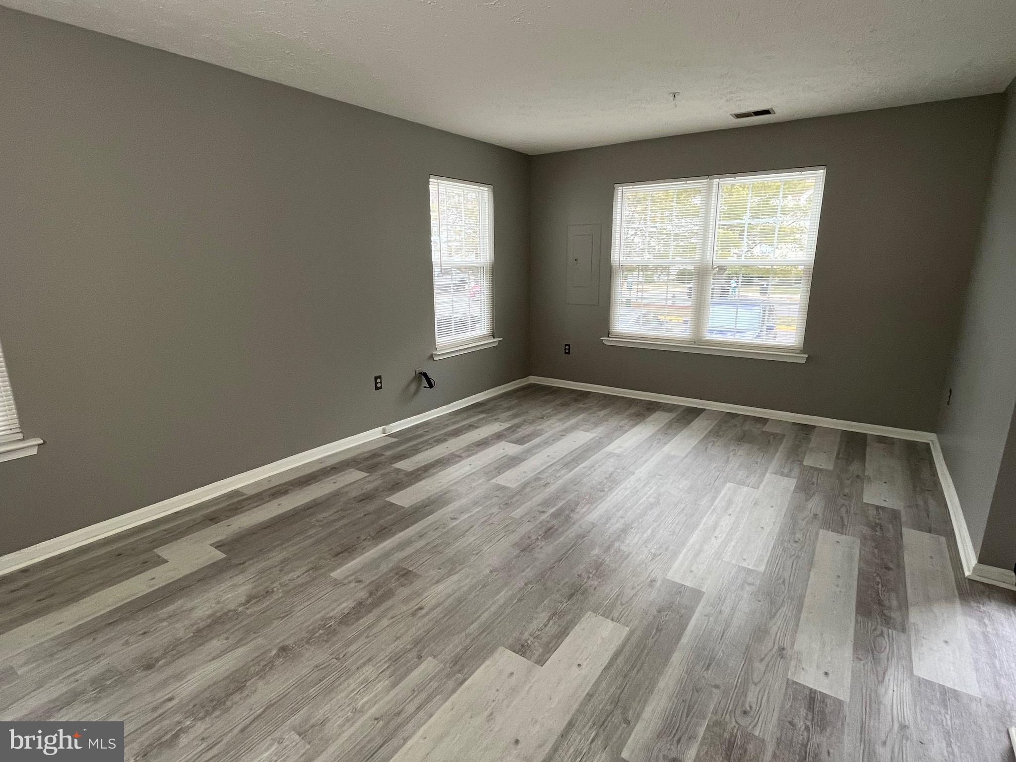 KETTERING BY THE PARK II - Residential Lease